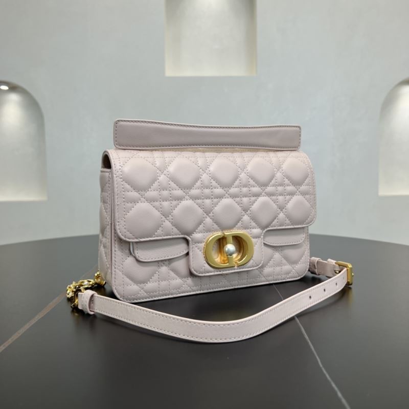 chr1st1an D10r montaigne bags